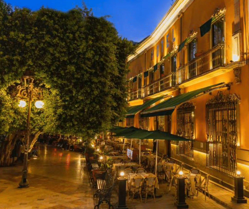 Colonial hotel entrance near the famous kissing alley